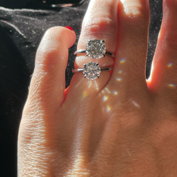 1.5ct vs 2ct vs 3ct vs Bigger - Picture 5 of 16